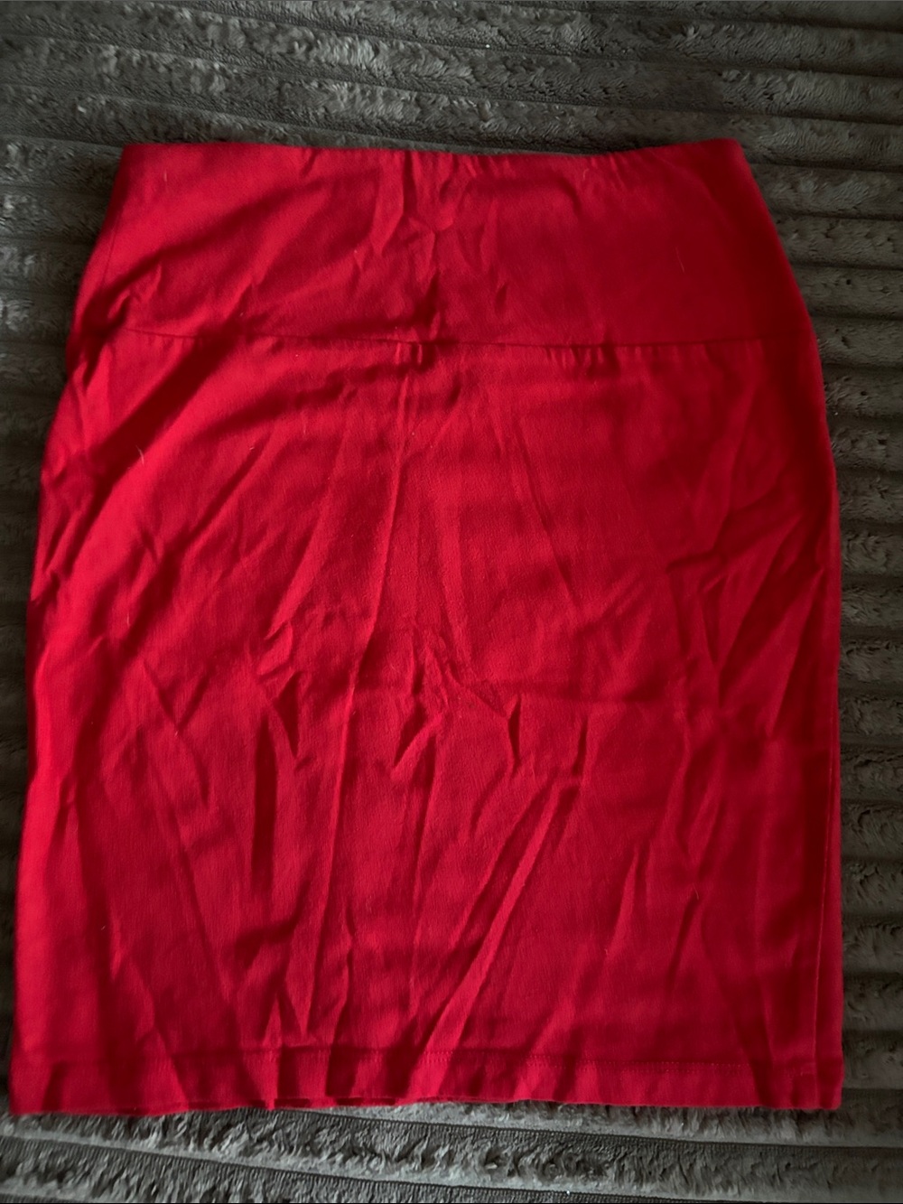 Red Women's Pencil Skirt - Classic Slim Fit